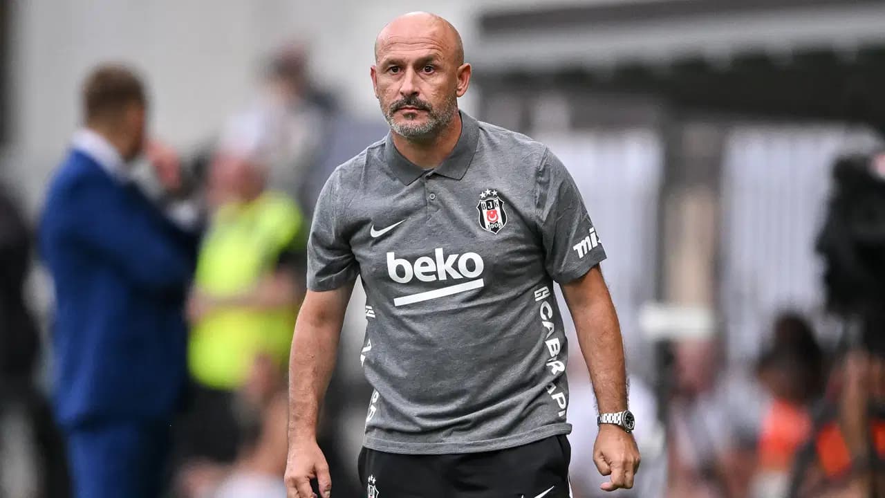 Beşiktaş'ın Hradec Kralove galibiyeti spor yazarlarının dilinde: 'Cesur kararlarıyla maça damga vurdu'