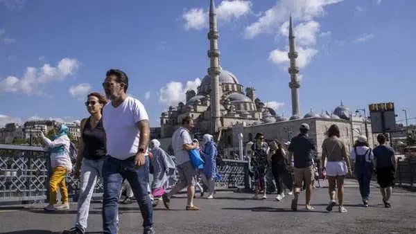 AKOM'dan İstanbul için hafta sonu hava durumu raporu: Sıcaklıklar 32 dereceyi görecek