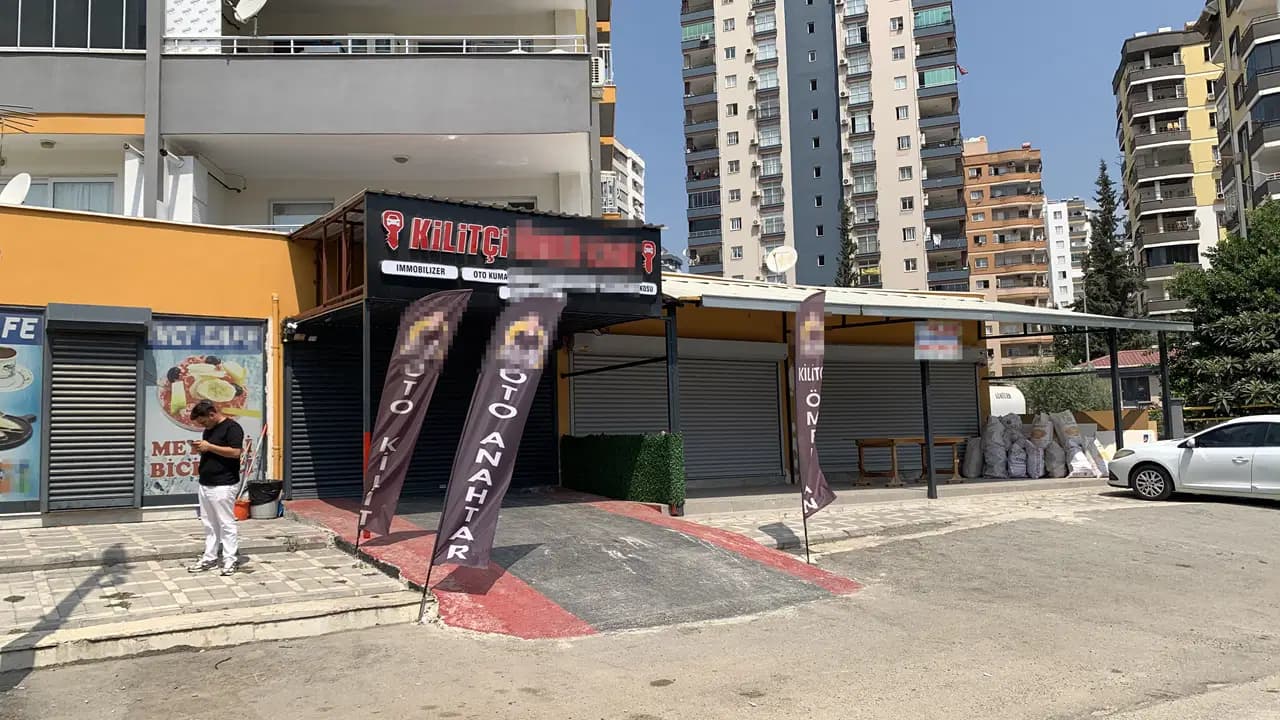 Adana'da atölyede korkunç keşif: İş yeri sahibi ve yanındaki kadın ölü bulundu