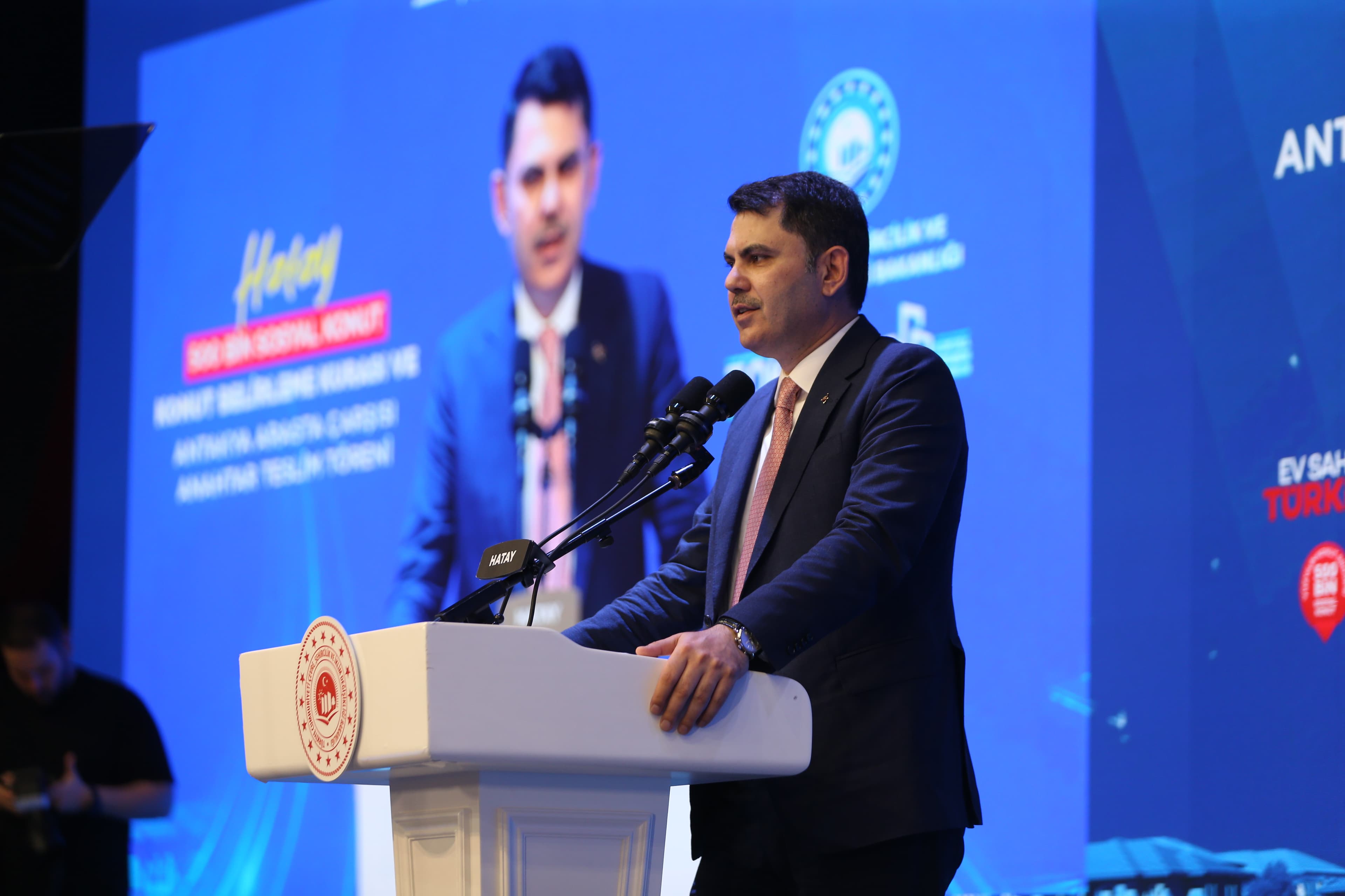 Bakan Kurum'dan deprem bölgesinde 'ahbap çavuş' çıkışı: Devlet yönetmek ciddi bir iştir