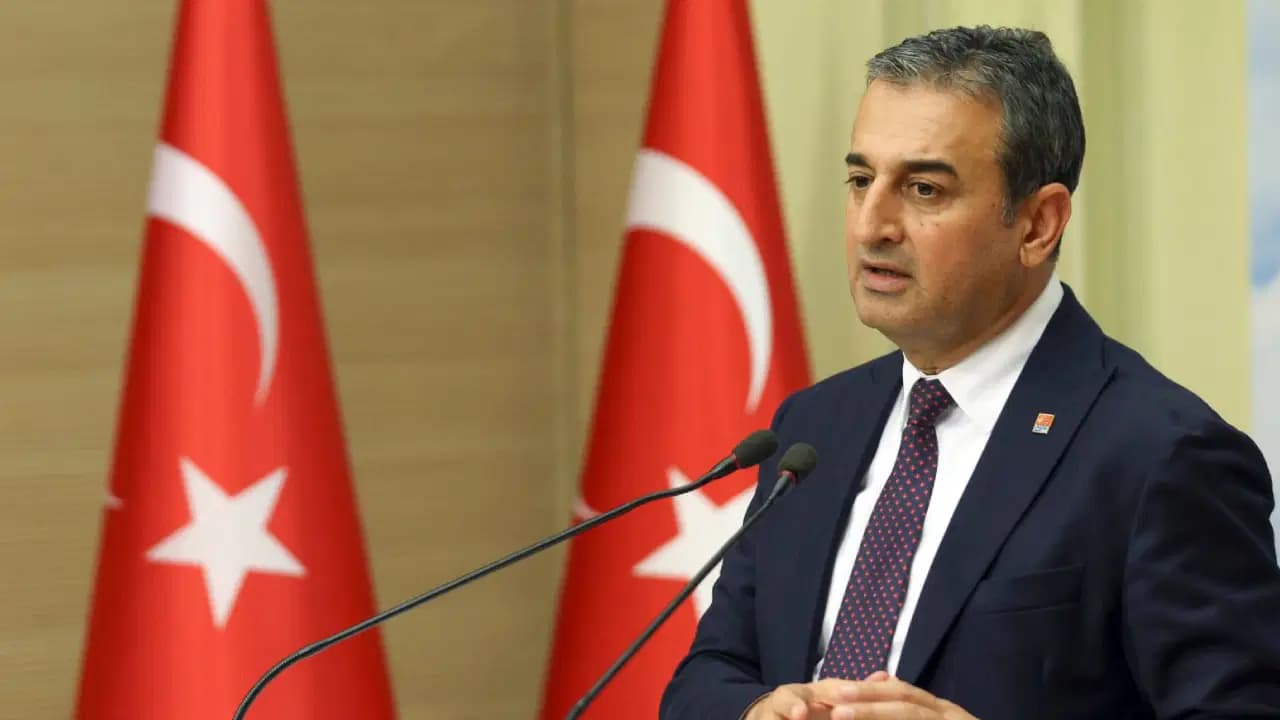 YENİ Parti'den 'yeni nesil siyaset' vurgusu: Genel başkan dahil tüm yöneticiler üyeler tarafından seçilecek