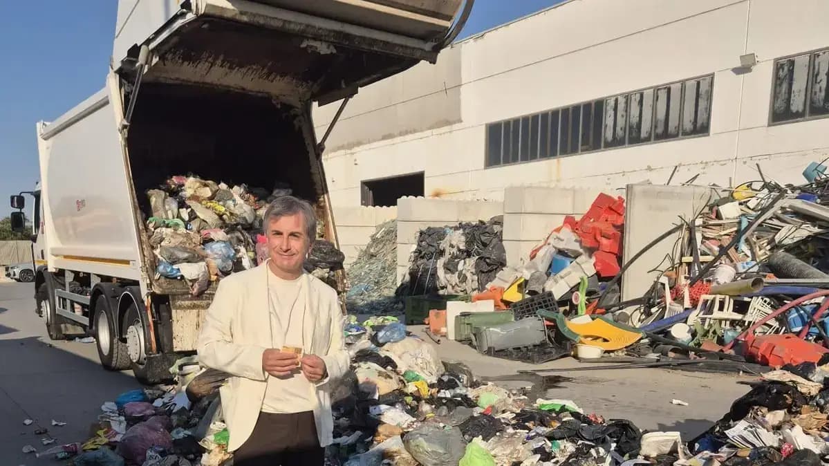 Çöpe atılan 1 milyon euroluk piyango bileti, tonlarca atık arasından çıkarıldı