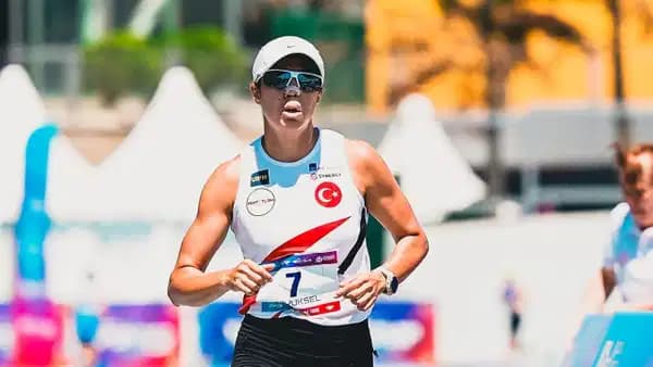 Milli pentatlet İlke Özyüksel Mihrioğlu, Avrupa şampiyonasında altın madalyanın sahibi oldu