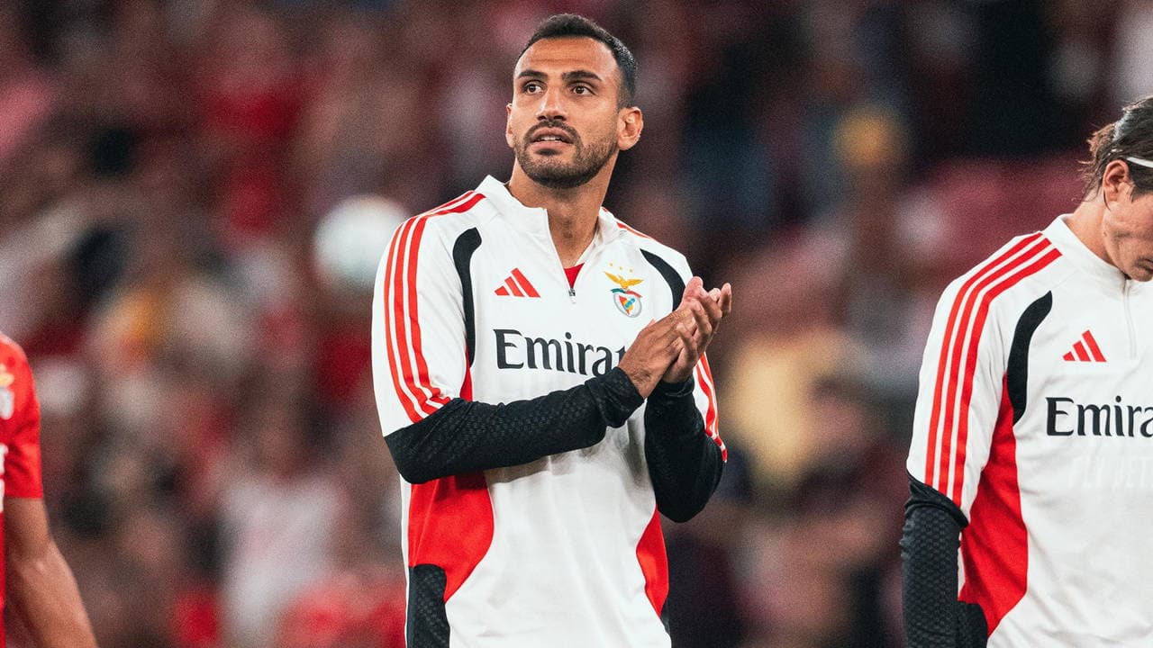 Pavlidis'ten transfer kararı: Büyük liglerden teklif gelmezse Benfica'dan ayrılmıyor