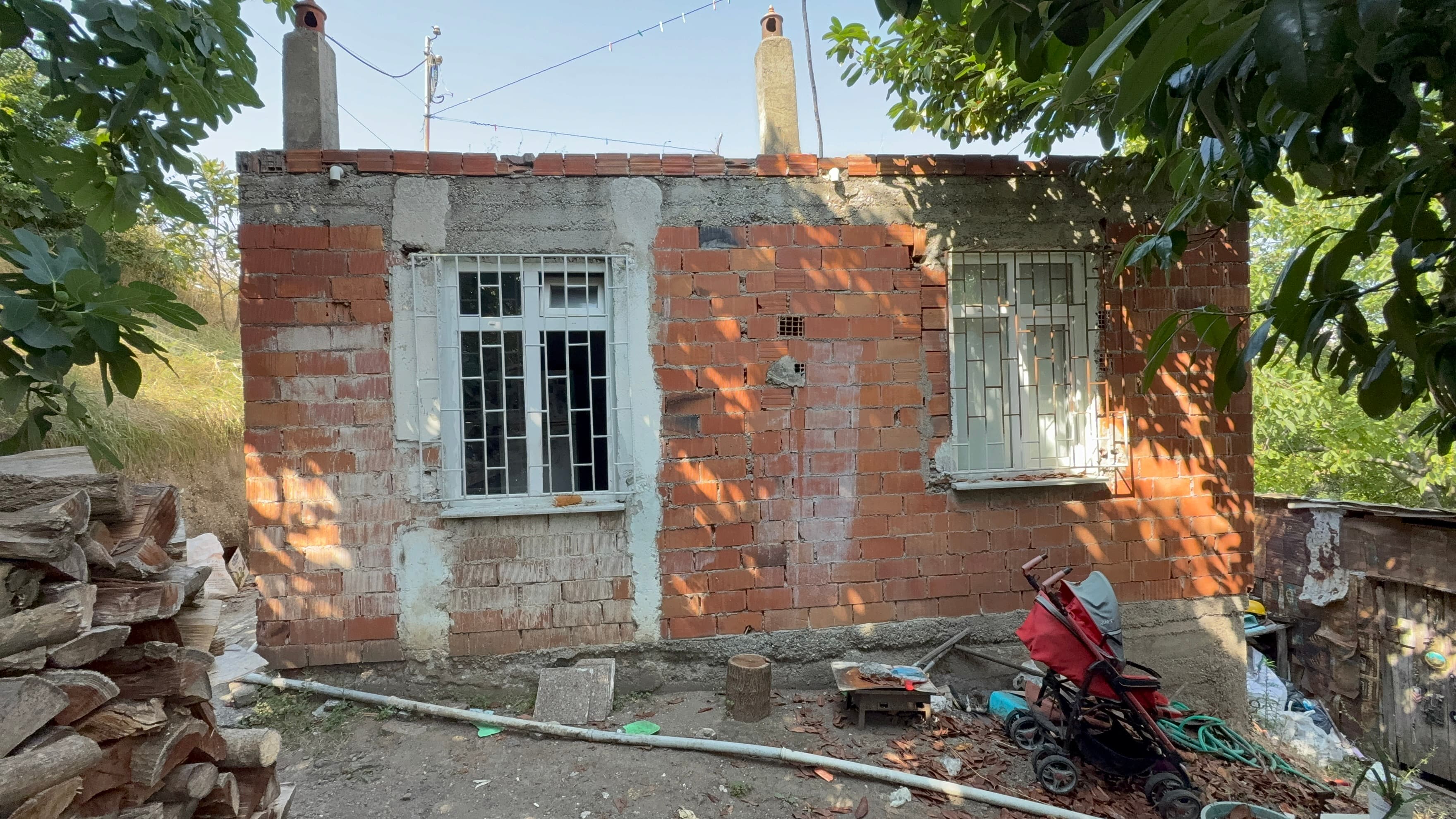 Samsun'da korkunç cinayet: Yalnız yaşayan yaşlı adam bıçaklarla öldürüldü, katil saç-sakalını boyayarak kaçmaya çalıştı