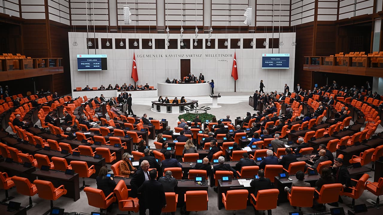 Şehit Aileleri ve Gazilere Müjde: Yeni Düzenleme TBMM'den Geçti