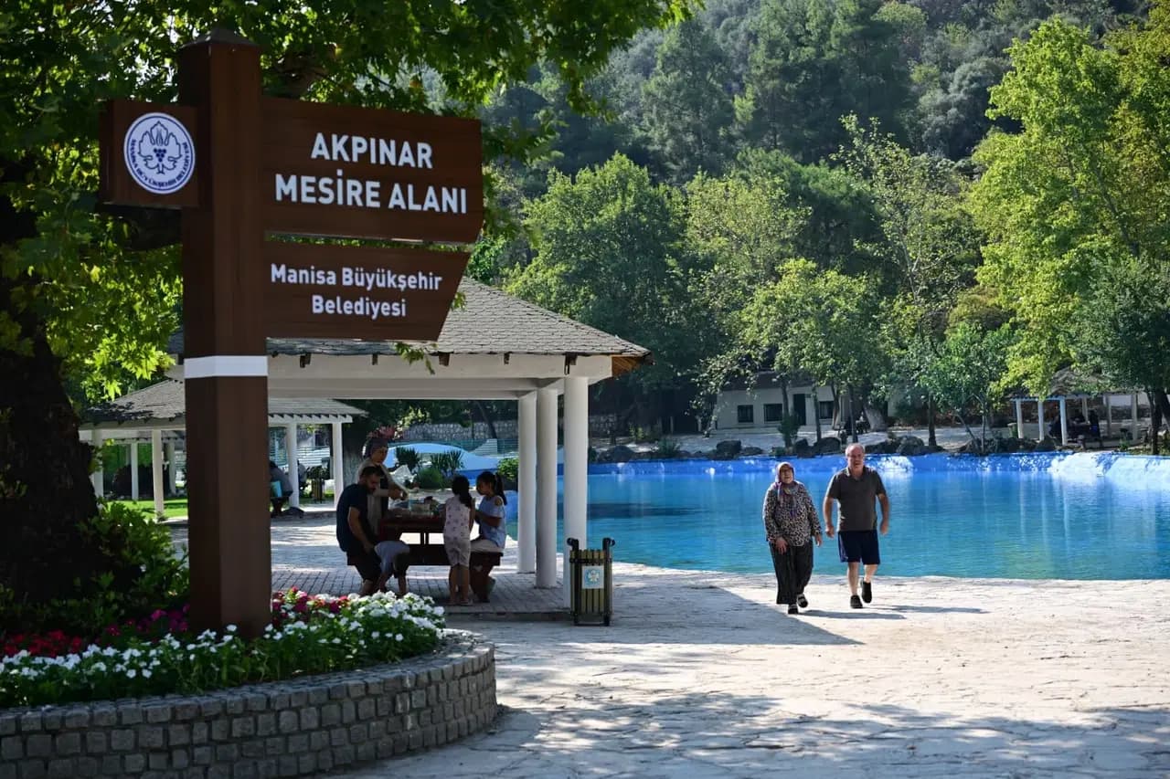 Yenilenen Akpınar Mesire Alanı, Manisalıların gözdesi oldu
