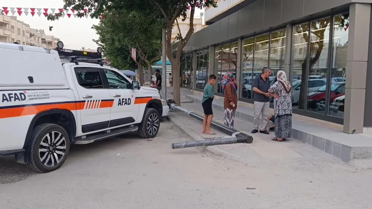 Şanlıurfa'da Zincir Markette Kimyasal Facia: Lavabo Açıcı Patladı, 6 Kişi Yaralandı