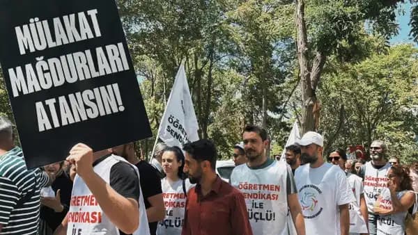 Mülakat mağduru öğretmenlere PİKTES formülü: Önce sözleşmeli atama, 3 ay sonra kadro
