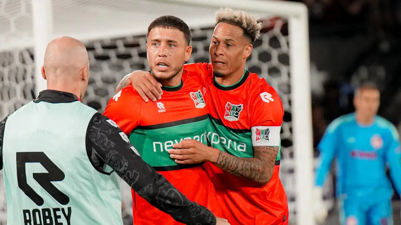 Emre Mor ve Tadic'in performansı NEC Nijmegen'i Şampiyonlar Ligi play-off turuna taşıdı