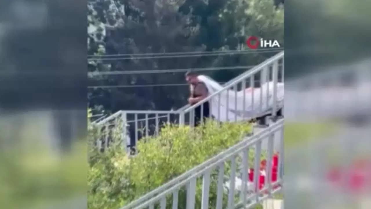 Devrek'te Cumhurbaşkanı Erdoğan'ın pankartını söken şahıs tutuklandı