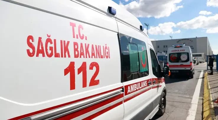İnegöl'de 2. Kattan Düşen Bebek Ağır Yaralandı