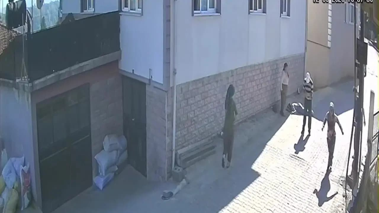 Zonguldak'ta balkon demirine yaslanan kadın dengesini kaybedip hayatını kaybetti