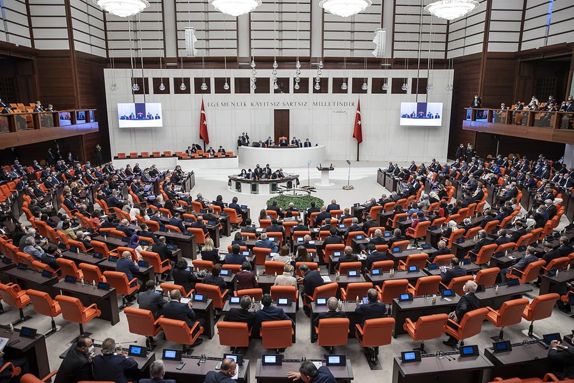 İYİ Parti'de istifa dalgası sürüyor: Bir milletvekili daha ayrıldı