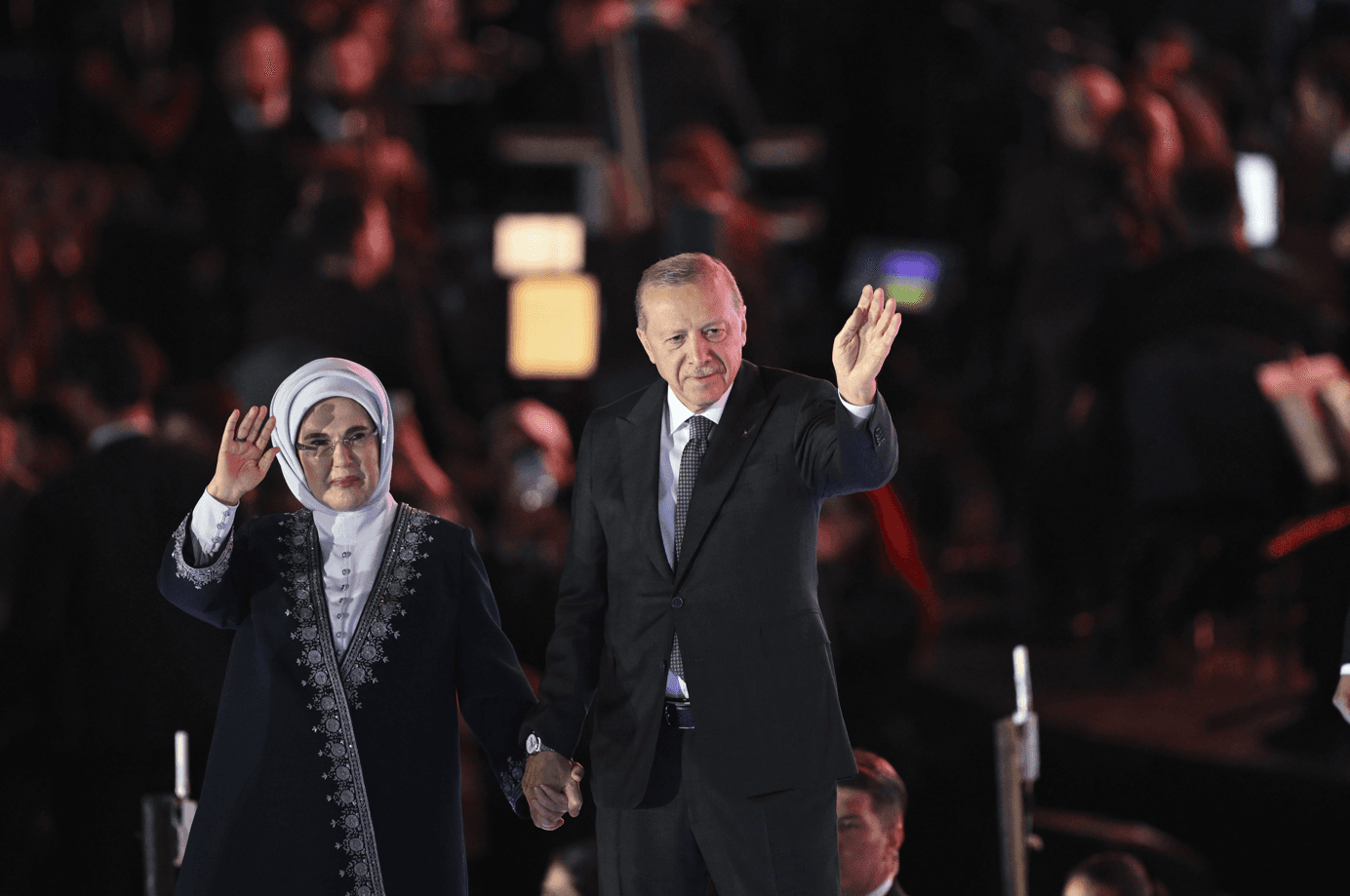 AK Parti 25. yılını coşkuyla kutladı: Erdoğan 'Çeyrek asrı devirmenin gururunu yaşıyoruz' dedi