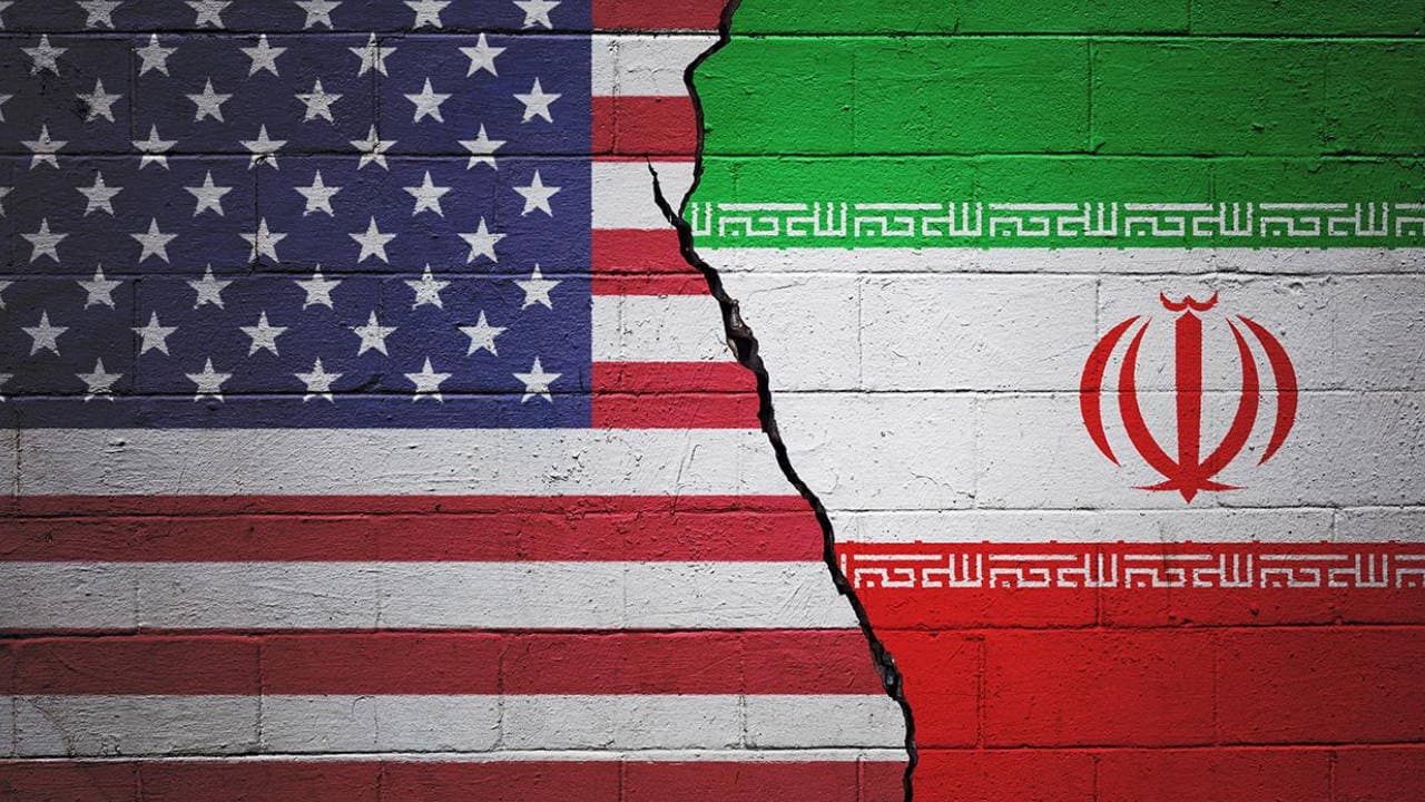 İran'dan Trump'a Hürmüz resti: 'Ne tweetle ne uçak gemisiyle ele geçirilir'