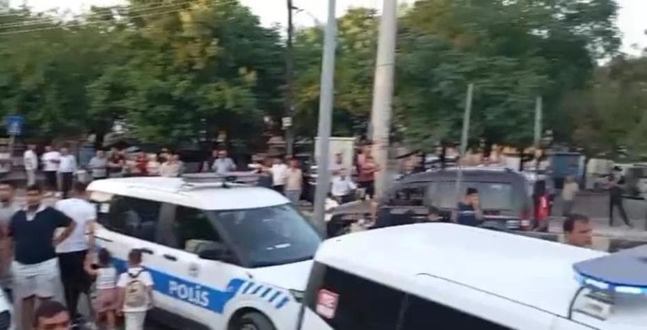 Gaziantep'te işitme engelli genç kadına istismar: 5 şüpheli tutuklandı, vatandaşlar karakola akın etti