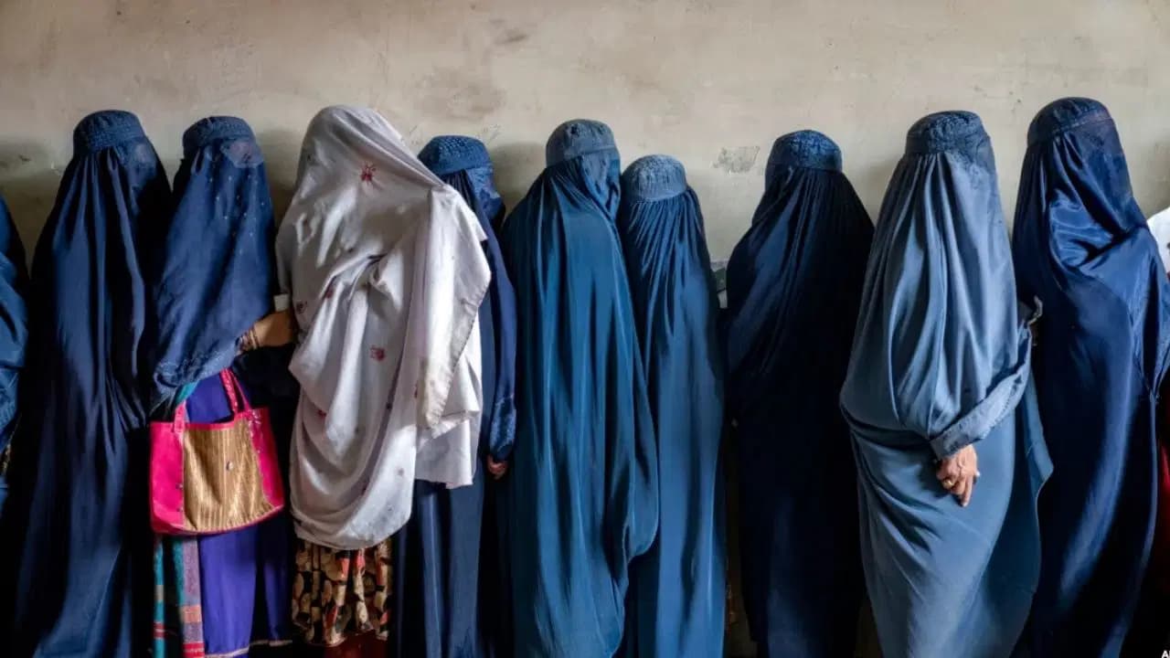Taliban yönetiminin 5. yılı: 20 milyon kadın insanlık dışı uygulamalarla yüz yüze
