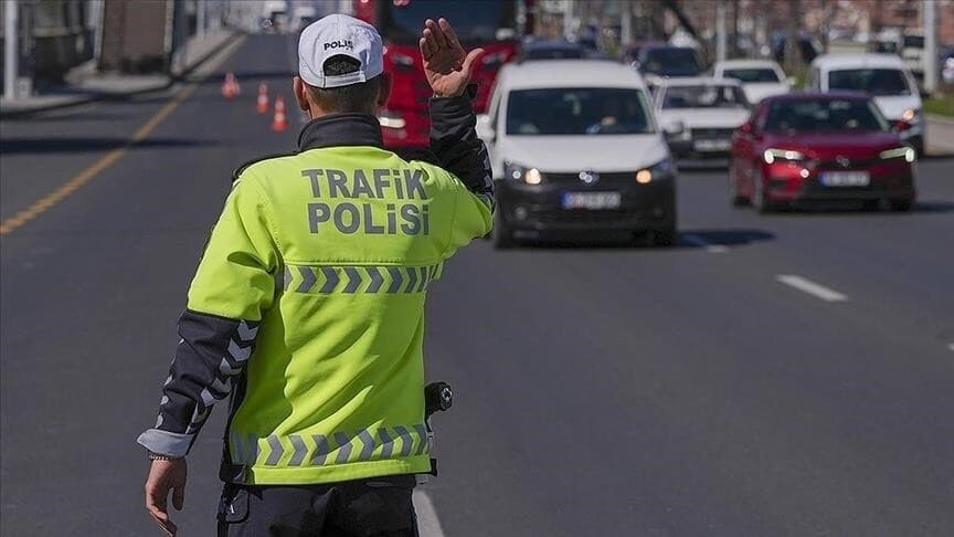 İstanbul'da hafta sonu kritik uyarı: Triatlon şampiyonası nedeniyle çok sayıda yol kapanıyor