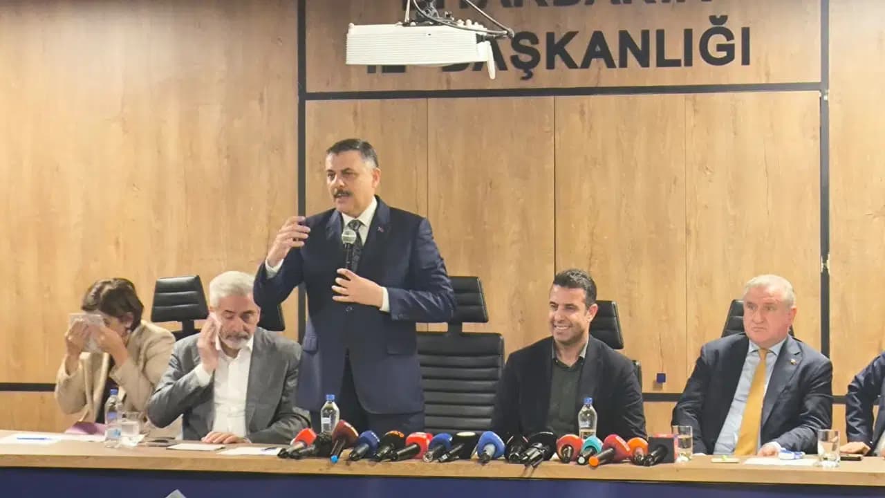 İçişleri Bakanı Çiftçi'den Süleymancılar açıklaması: Üst yönetim 'Blooper' uygulamasıyla haberleşiyor