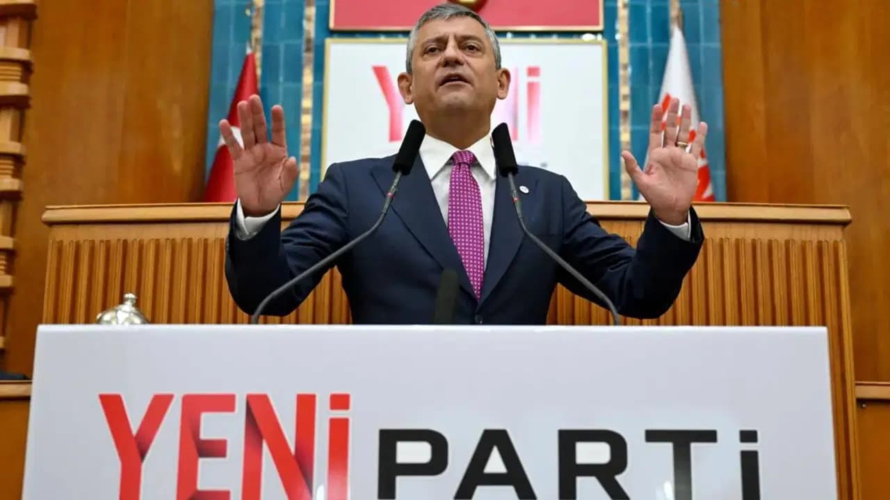 Özgür Özel, İtalyan La Repubblica gazetesine kaleme aldığı yazıda YENİ Parti'nin kuruluş felsefesini Avrupa kamuoyuna anlattı