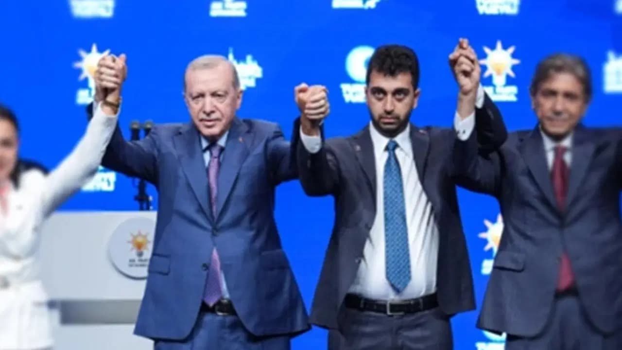 Tuzla Belediye Başkanı Bingöl'den 'AKP'ye geçiyor' iddiasına tekzip: Tekzip gazeteye ulaşamadan rozet taktı