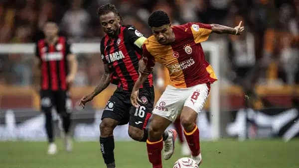 Galatasaray-Çorum FK maçı öncesi karaborsa bilet operasyonu: 2 kişi tutuklandı
