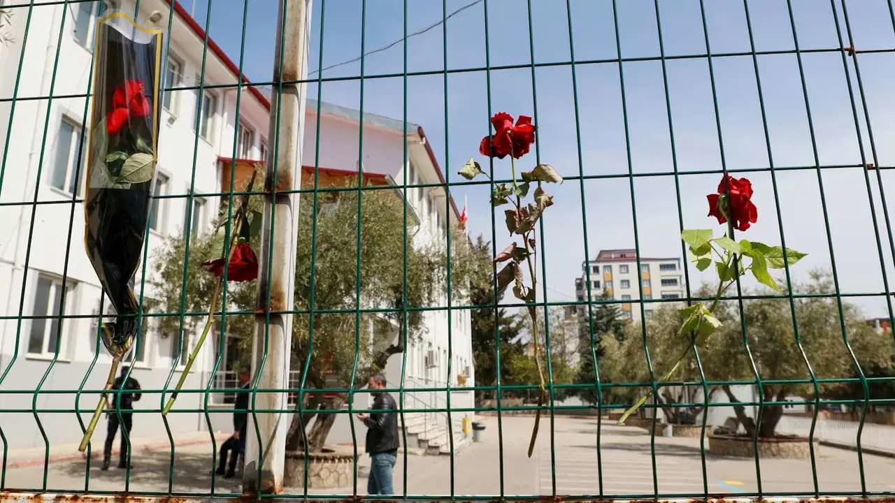 Financial Times'tan dikkat çeken analiz: Ekonomik kriz Türkiye'de gençleri çetelere sürüklüyor