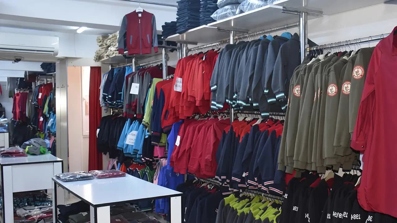 Yeni eğitim yılı kapıya dayandı: Okul alışverişinde fırtına öncesi sessizlik bitti, velilerin cebi yanıyor