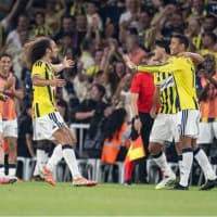 Fenerbahçe, Şampiyonlar Ligi'nde Lyon'u ağırlıyor: Kritik play-off maçının tüm detayları