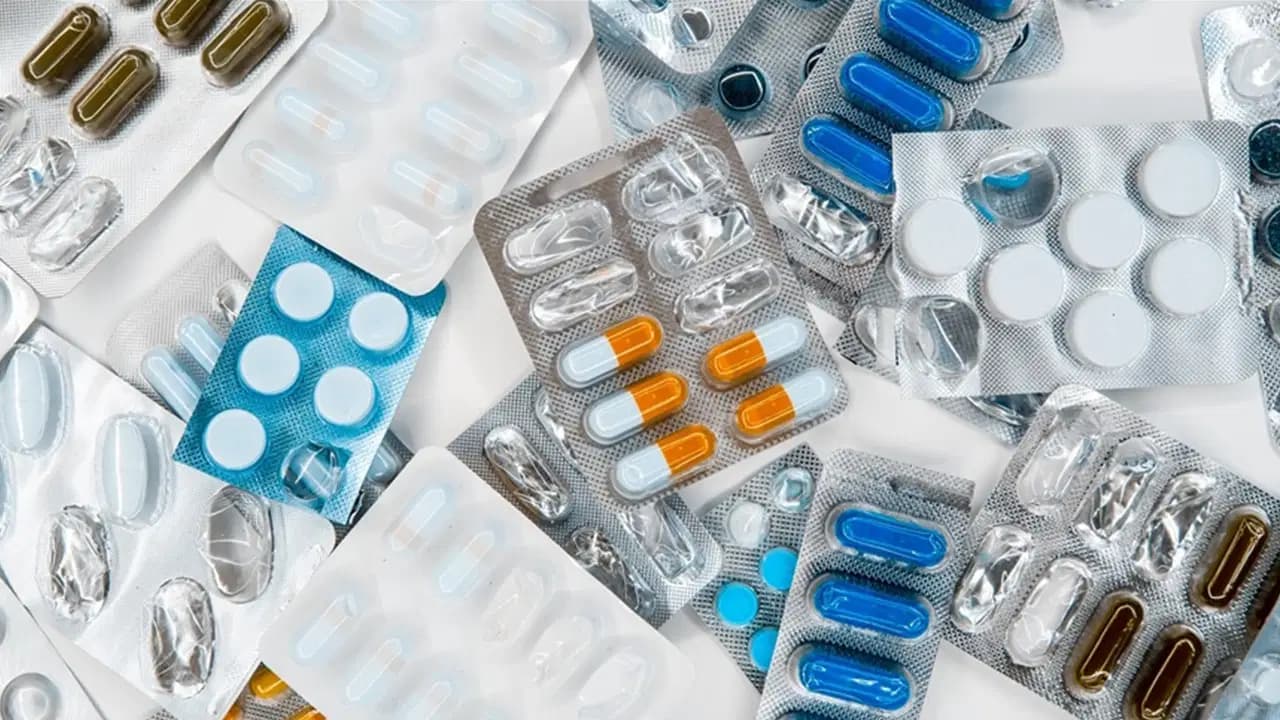 Bilinçsiz antibiyotik kullanımı alarmı: 'Hastalıklarla mücadeleyi zayıflatıyor'