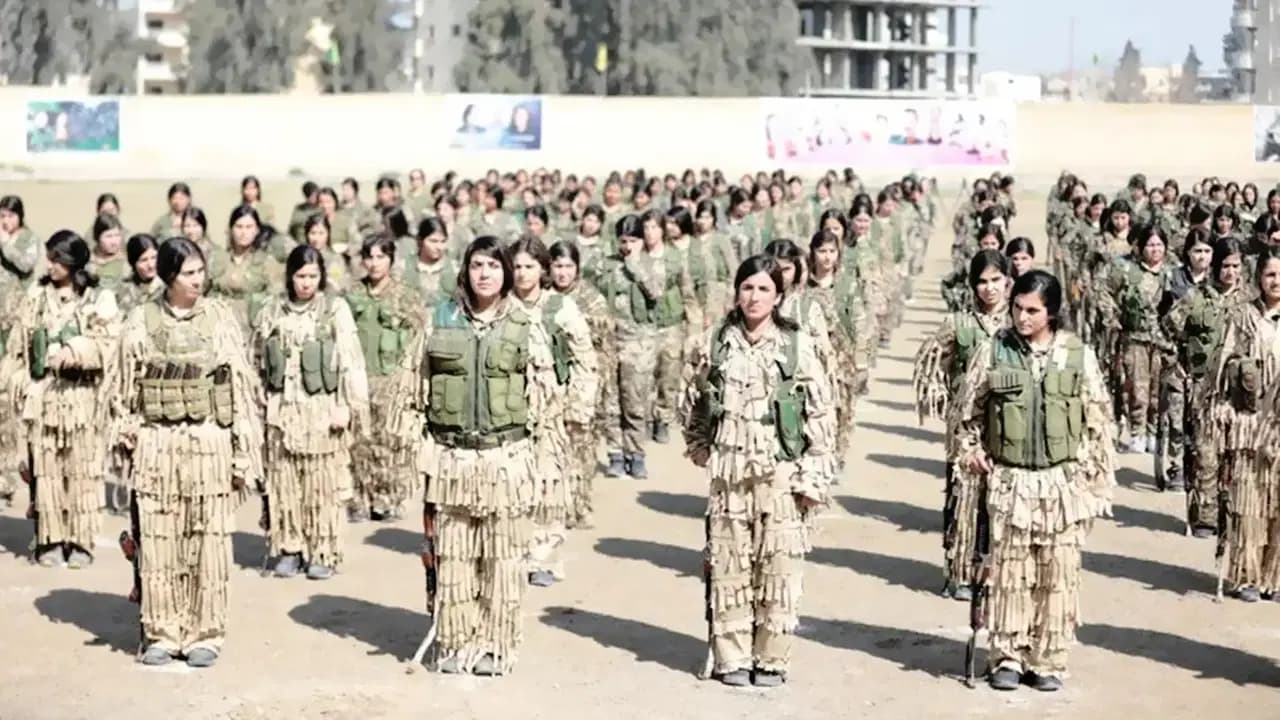 YPJ'den Suriye ordusuna katılım için 'özerklik' şartı: Entegrasyon görüşmelerinde yeni kriz