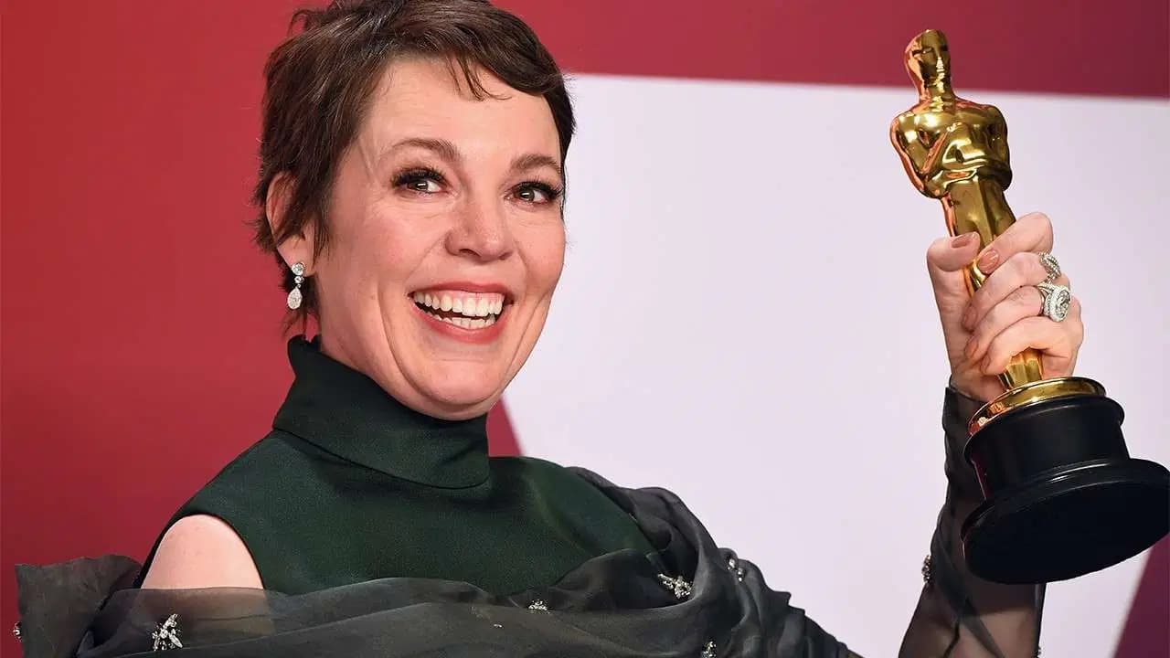 Oscar'lı Olivia Colman, Only Murders in the Building'in Londra'ya taşınan yeni sezonunda