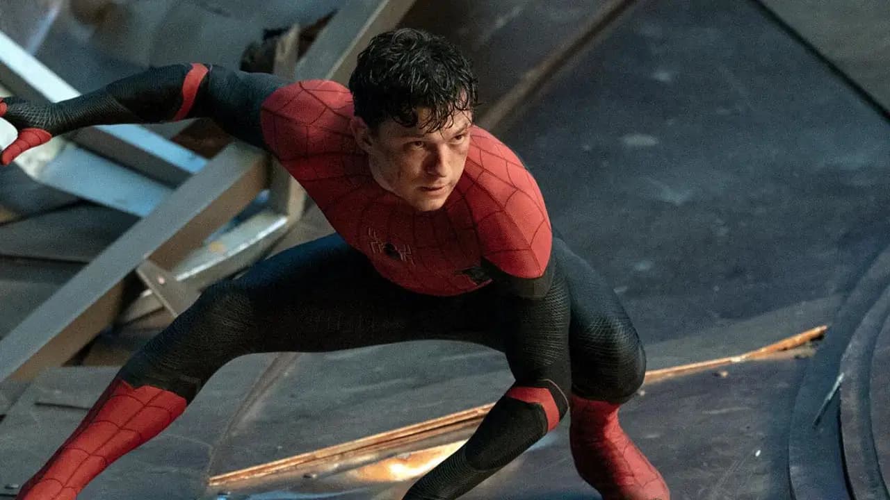 Tom Holland'ın kasasını Spider-Man dolduracak: Yeni filmden 100 milyon doları aşacak gelir