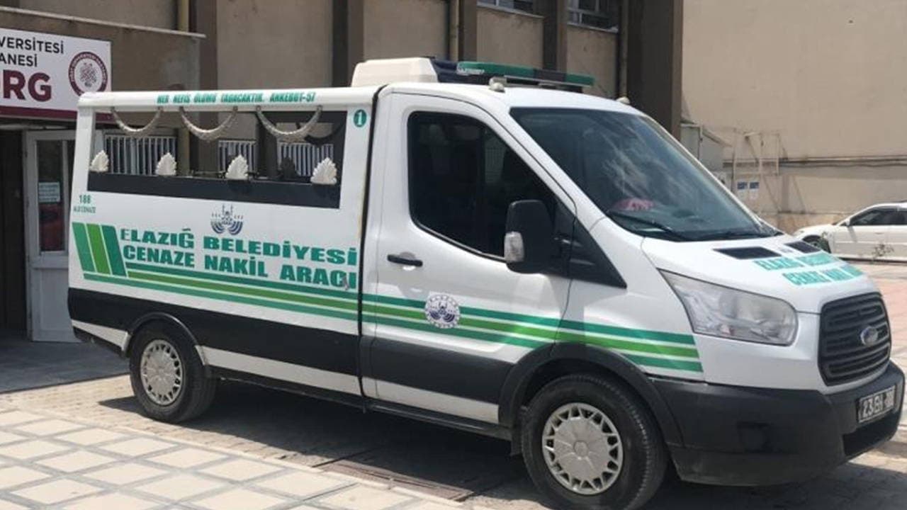 Elazığ'da kurt sanarak eşini vurdu: 3 çocuk annesi hayatını kaybetti