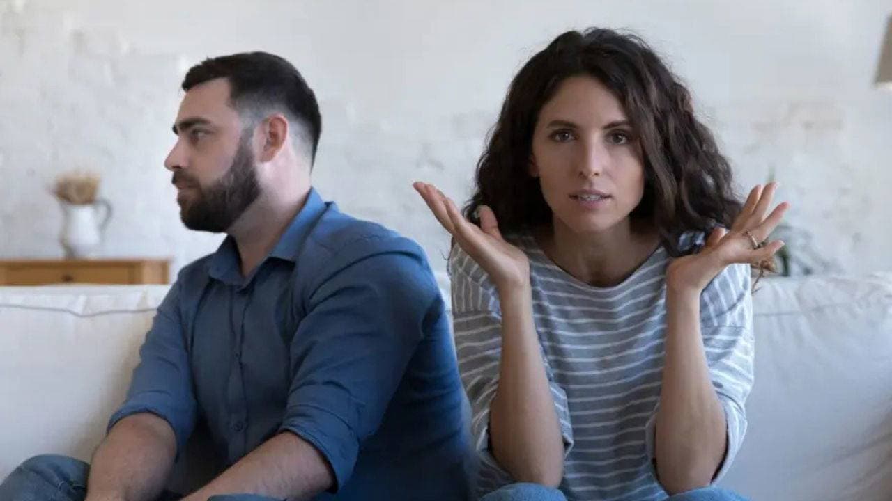 İlişkide Olduğu Kişiyi Sessizce Dönüştüren 5 Burç: Alışkanlıkları Kökten Değiştiriyorlar