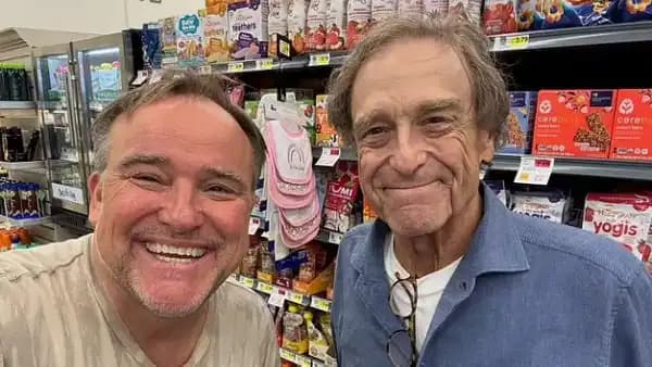 Hollywood'un efsane oyuncusu 90 kilo vererek herkesi şaşırttı