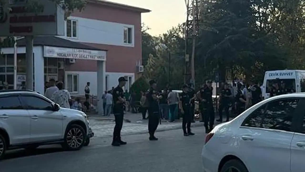 Afyonkarahisar'da kan donduran olay: Baba, oğlunu tehdit eden iki kişiyi tüfekle öldürdü