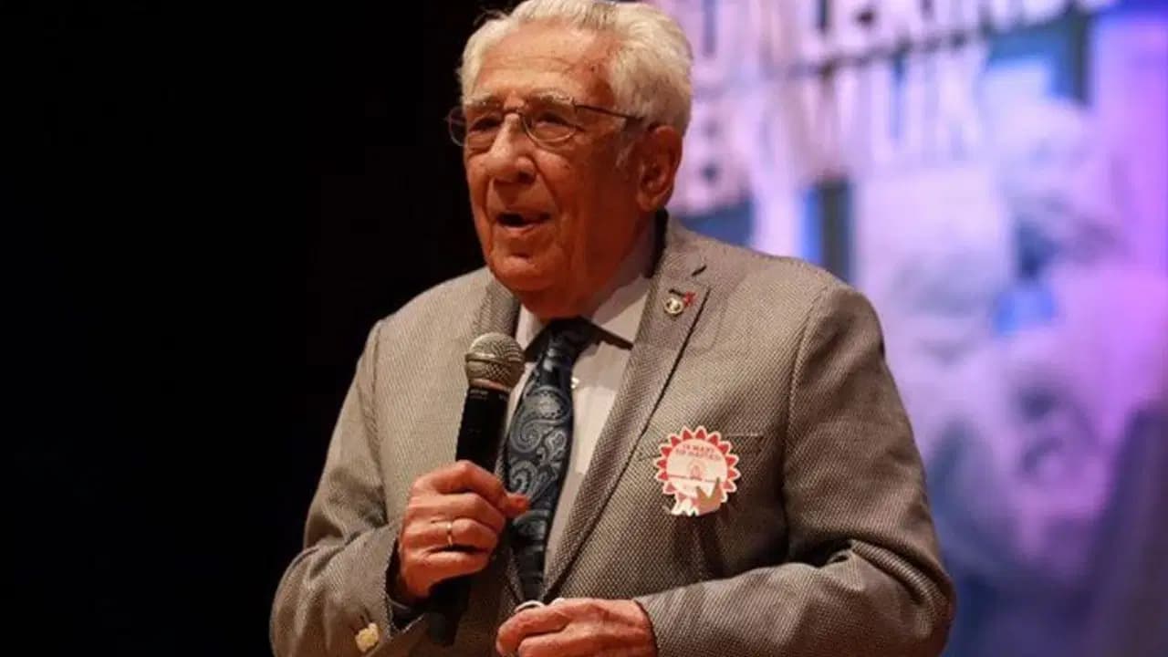 İstanbul Tabip Odası'nın eski başkanı Prof. Dr. Coşkun Özdemir hayatını kaybetti
