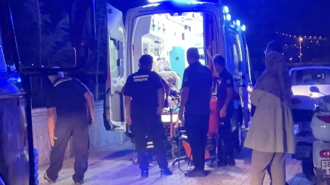 Kayseri'de kadın üç farklı yöntemle intihara kalkıştı: Ekipler son anda kurtardı