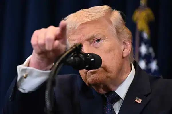 Trump'tan İran'a sert uyarı: 'Üç stratejimiz var, çok sert vurabiliriz'