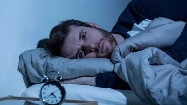 Yabancı yatakta neden uyuyamıyoruz? Bilim insanları 'ilk gece etkisinin' sırrını çözdü