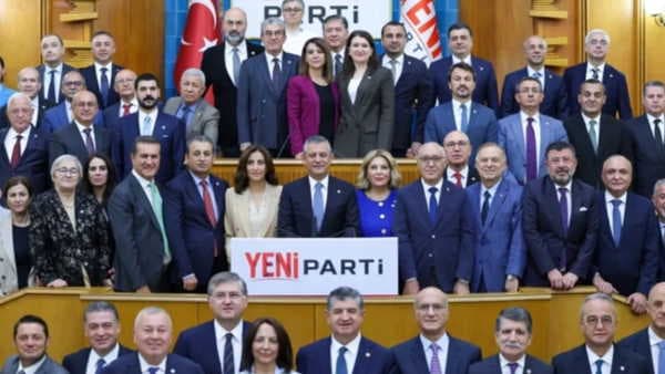 YENİ Parti milletvekillerinden Özgür Özel'e tam destek: 'Sımsıkı arkasındayız'