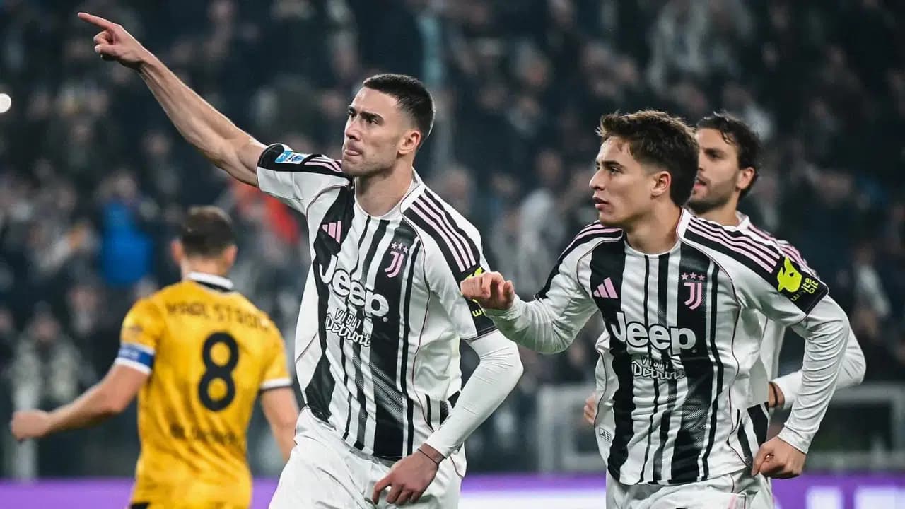 Beşiktaş'ta Vlahovic transferinde sona doğru: Sırp golcüyle anlaşma sağlandığı öne sürüldü