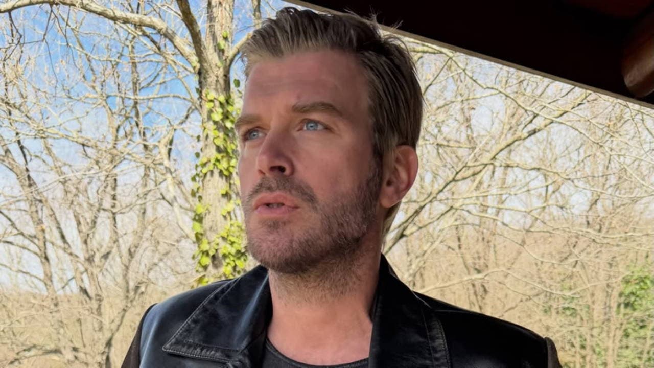 Kıvanç Tatlıtuğ, 5 milyon takipçilik Instagram hesabını kapattı