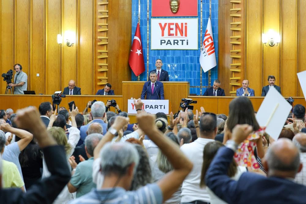 Meclis'e 3 yeni dokunulmazlık dosyası: Özgür Özel, Ağbaba ve Kadıgil'in fezlekesi Karma Komisyon'a sevk edildi