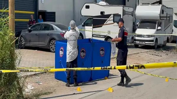 Bursa'da kanlı infaz: Eşi ve eniştesini tabancayla öldüren şüpheli tutuklandı
