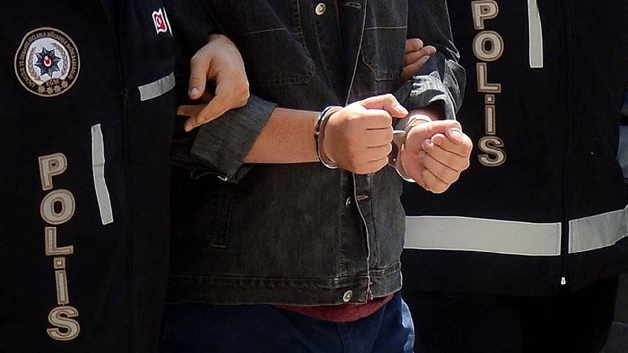 Zeytinburnu'nda restorana silahlı saldırı: İşletme sahibi ve bir müşteri yaralandı, saldırganın 55 suç kaydı çıktı