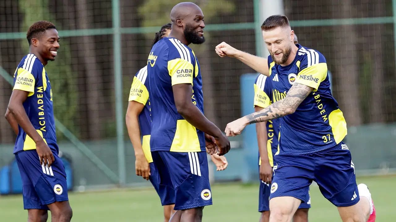 Fenerbahçe, Lyon maçları kadrosunu UEFA'ya bildirdi: Lukaku kararı dikkat çekti