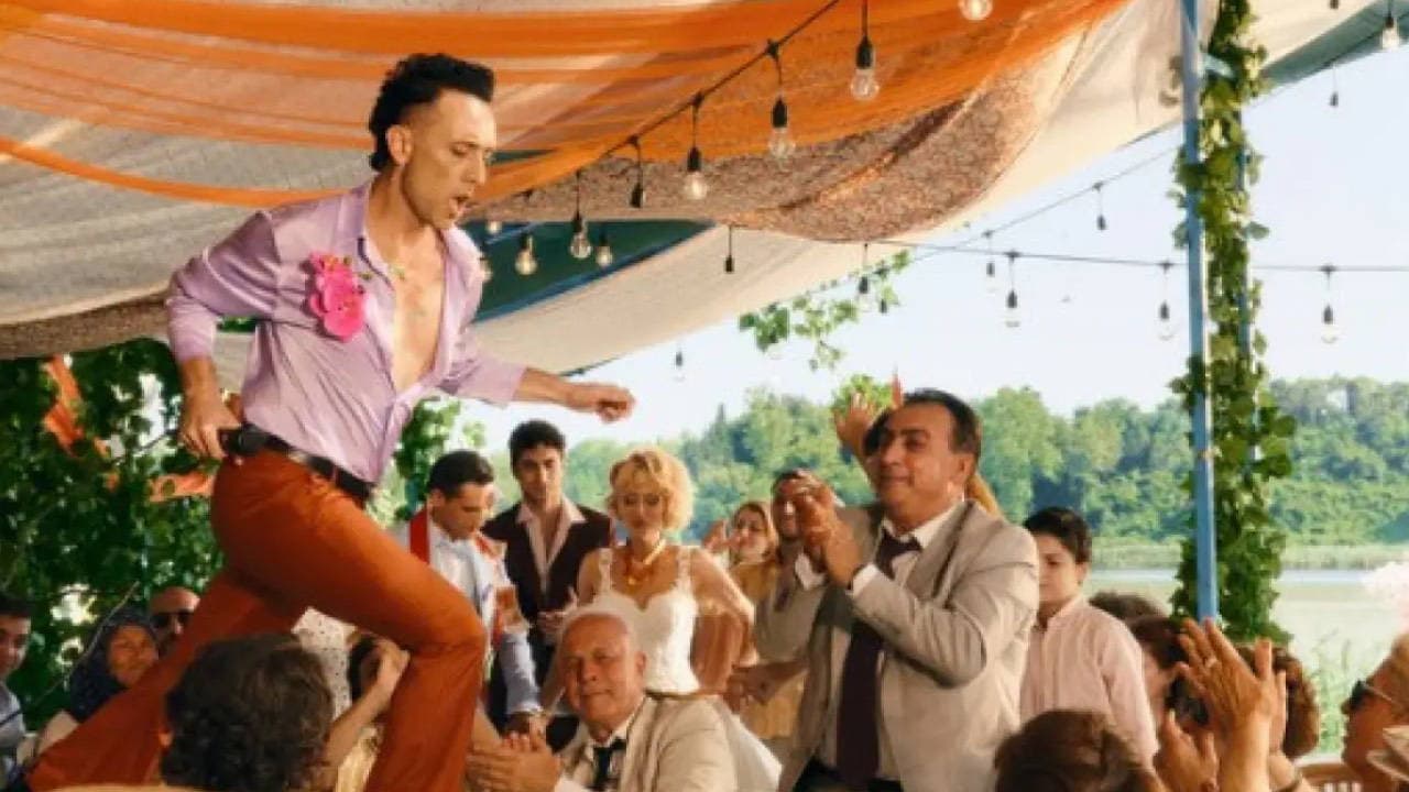Mabel Matiz'in 'Ha Leylim' şarkısına erişim engeli getirildi